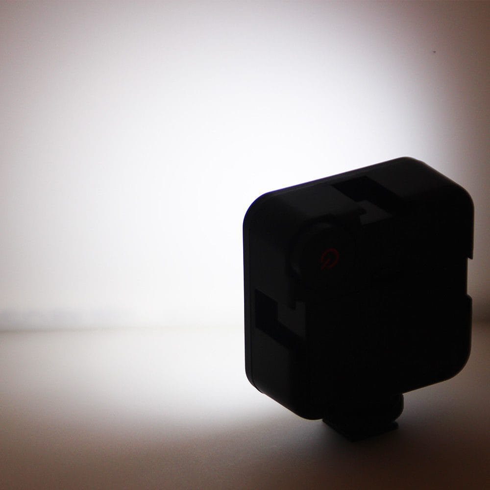 مصباح فيديو W49 LED صغير لمدونات الفيديو وتصوير الهواتف وكاميرات DSLR