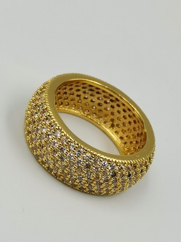 s4-Brazilian Gold Ring With Zircon (size 18)