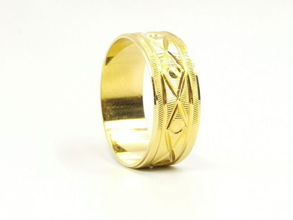 The Beauty Ring Brazilian Gold (size 18)